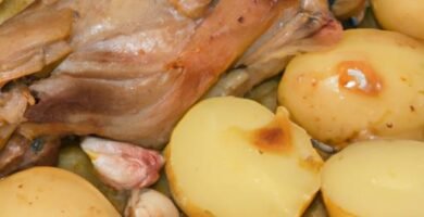 Conejo al ajillo al horno con patatas Thermomix