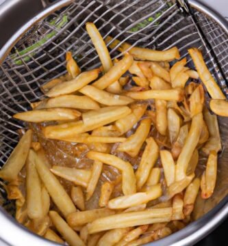 Patatas fritas caseras en freidora de aire Thermomix
