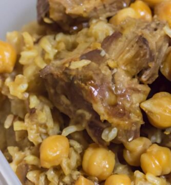Arroz al horno con costillas y garbanzos Thermomix