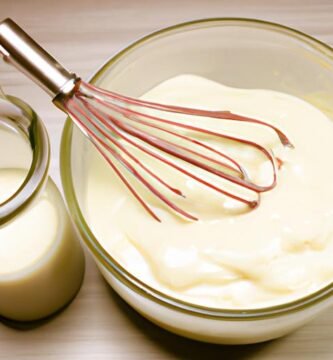 Crema con nata montada y azucar glass Thermomix