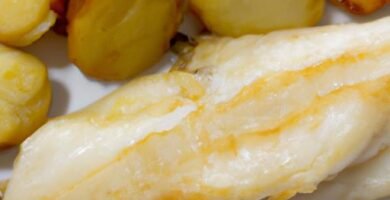 Bacalao a la dorada con patatas de bolsa Thermomix