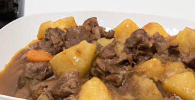 Estofado de ternera con patatas y vino blanco Thermomix